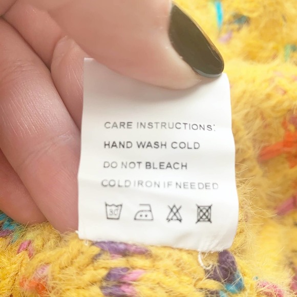 Curvy Collection Crochet Sweater Mustard Large - Picture 8 of 8